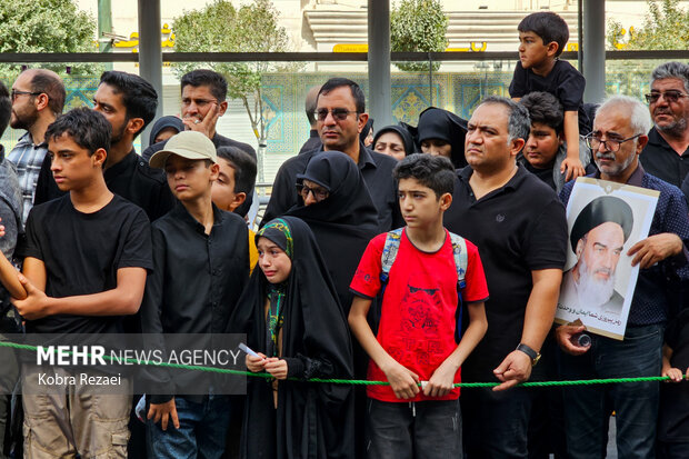 روایت مهر از شور «دلدادگان حسینی» در قبله تهران