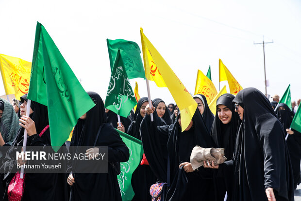 پیادهروی جاماندگان اربعین در استان مرکزی