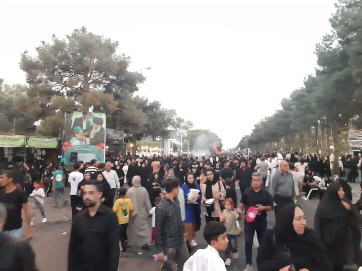 پیاده روی اربعین «حرم تا حرم»؛ در شهرستان کاشمر