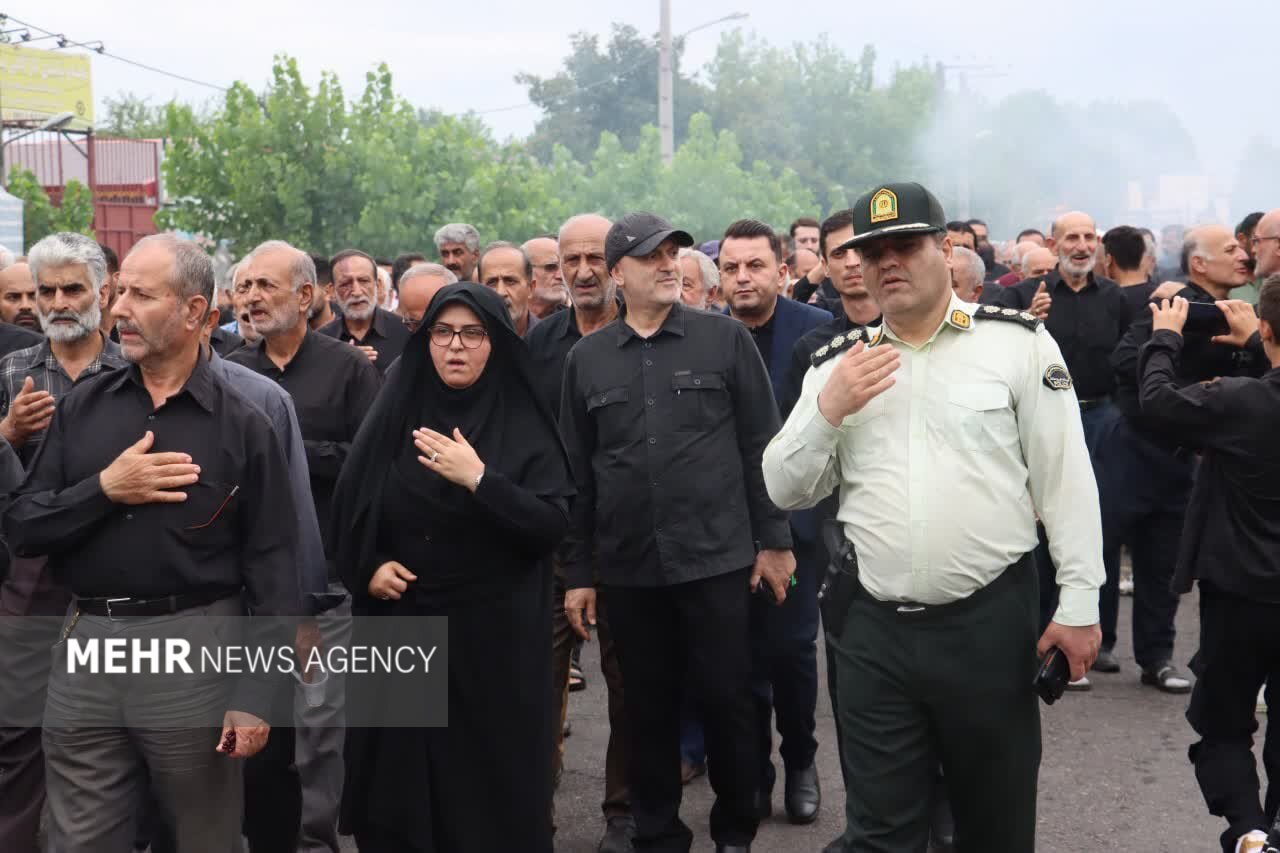 همایش پیاده روی جاماندگان اربعین نمادی از عشق به امام حسین(ع) است همایش پیاده روی جاماندگان اربعین نمادی از عشق به امام حسین(ع) است