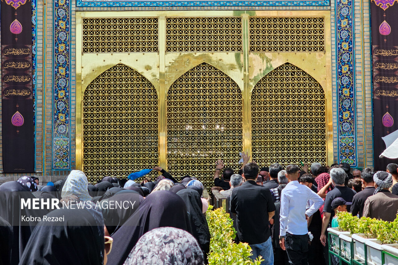 مشهدالرضا در سوگ؛ حضور میلیونی زائران در سالروز شهادت امام هشتم