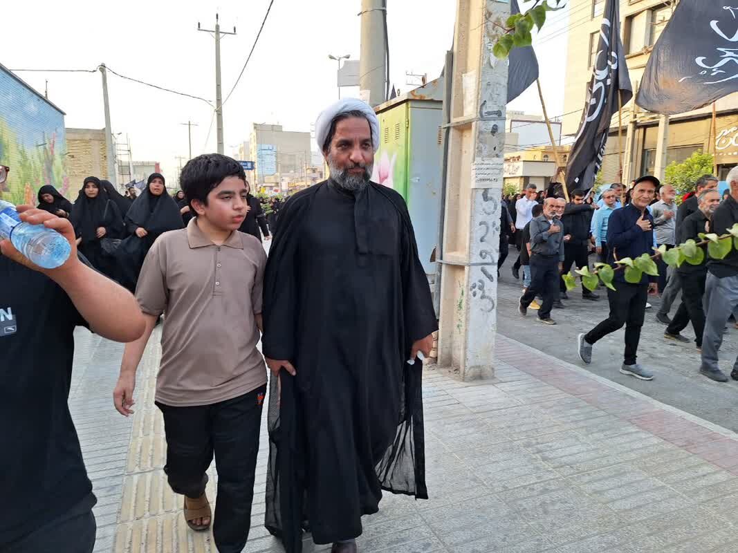 پیاده روی دلدادگان اربعین حسینی در گناوه برگزار شد