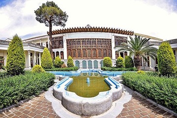 İsfahan’daki Tarihi Muşirulmulk Evi