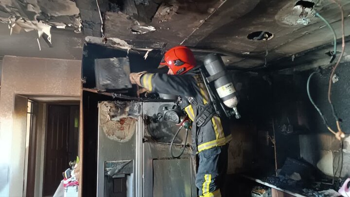 مصدومیت ۵ میاندوآبی در آتش سوزی ساختمان