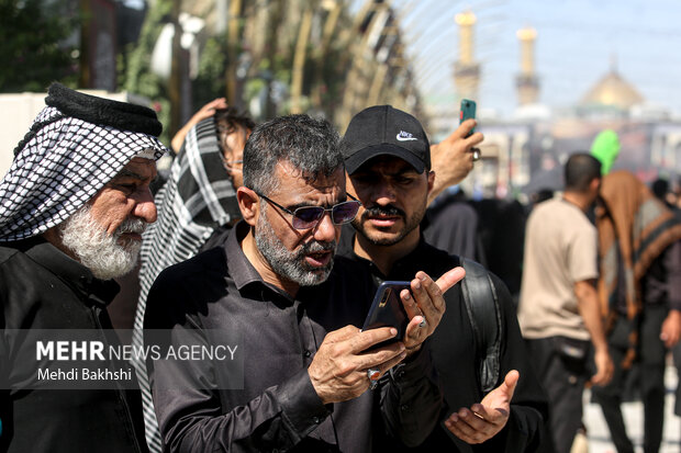 زیارت اربعین در بین‌الحرمین
