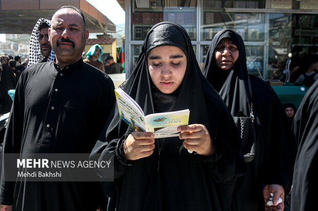 اجرای پویش ۳۱۳ میلیون صلوات در طریق الحسین (ع)