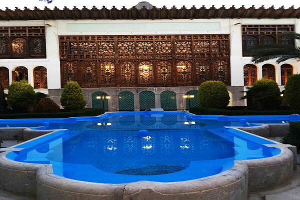 İsfahan’daki Tarihi Muşirulmulk Evi