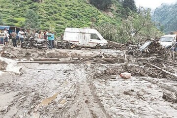 Pakistan'daki sel felaketinde can kaybı artıyor