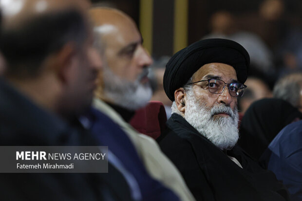 مراسم بزرگداشت الماس های درخشان