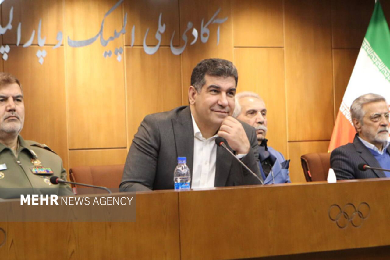جدایی «یاران» از «حسینی»/ رئیس فدراسیون بوکس در گوشه رینگ «تنها» شد!