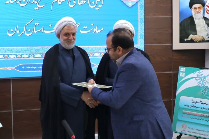 فعالان رسانه ظرفیت خوبی برای توسعه صلح و سازش در جامعه هستند