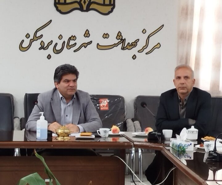 بیمارستان ۳۰ ساله بردسکن با کمبود تجهیزات دست و پنجه نرم میکند بیمارستان ۳۰ ساله بردسکن با کمبود تجهیزات دست و پنجه نرم میکند