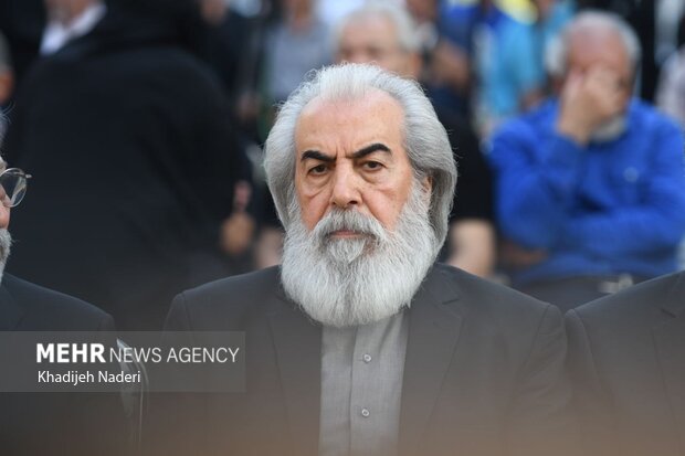 مراسم تشییع پیکر استاد «محمود فرشچیان» در اصفهان