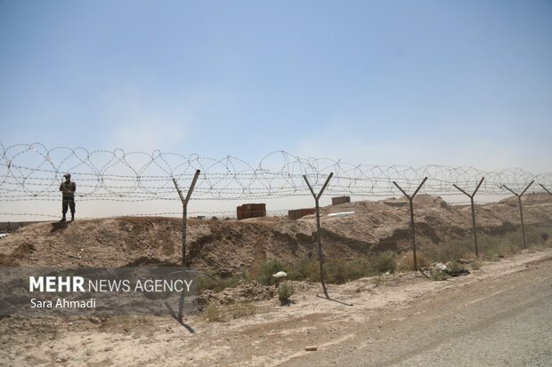 بازدید وزیر کشور از آخرین وضعیت مرز دوغارون