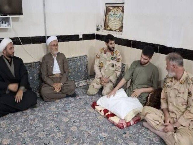 جانبازان نماد ایثار و از خودگذشتگی هستند