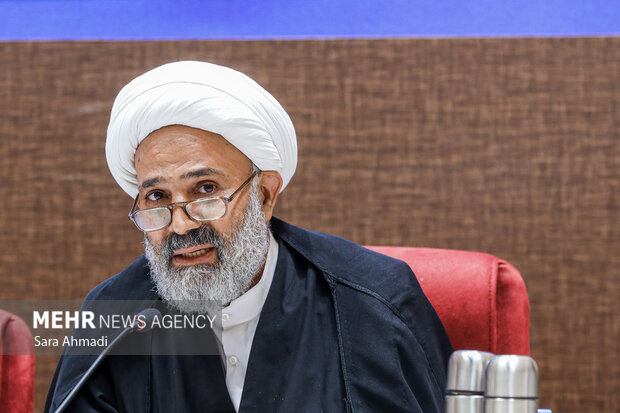جلسه ستاد خدمات سفر خراسان رضوی با حضور وزیر کشور در مشهد