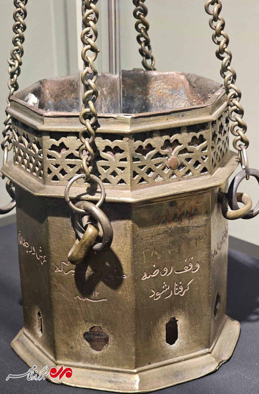 نفایس گنجینه آستان قدس در موزه ملک؛ از نفرین واقف تا پارچه های زربفت