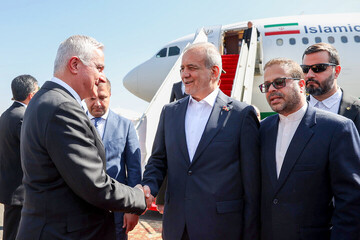 زيارة الرئيس الإيراني إلى أرمينيا.. محادثات جادة لتعميق العلاقات وحماية مصالح البلدين في القوقاز