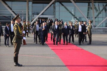 President Pezeshkian leaves Armenia for Belarus