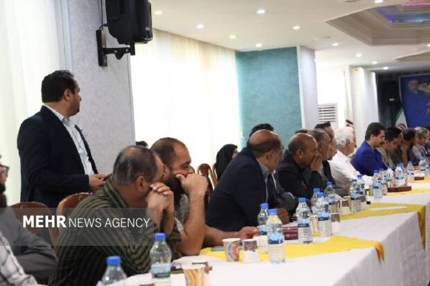 هنرمندان؛از تعطیلی سالن موسیقی تا نبود سینما و به خطر افتادن زبان لری