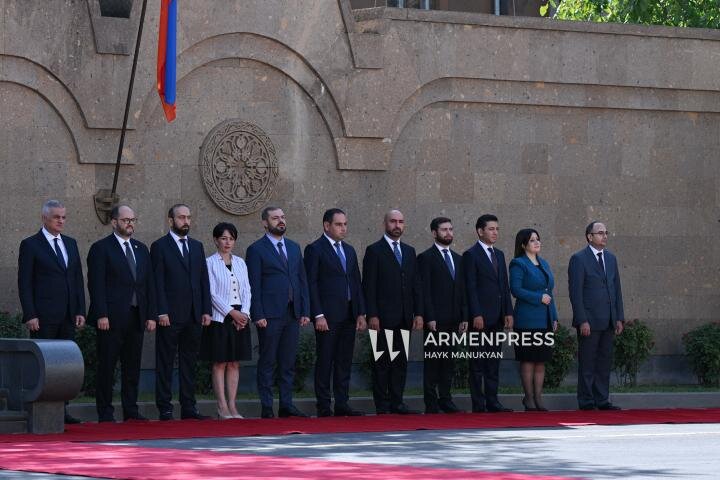 Pezeşjkiyan Erivan