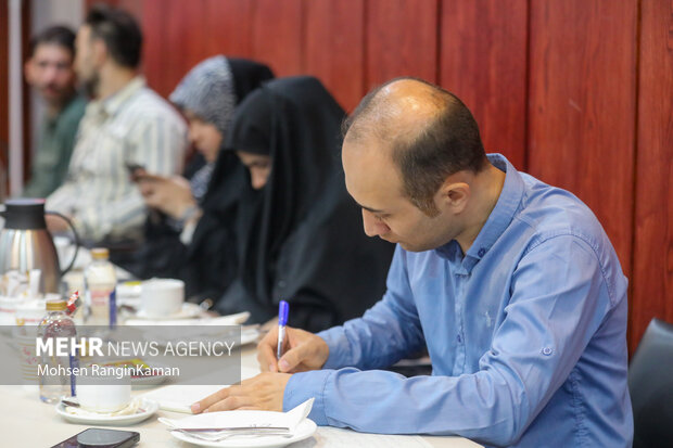 همایش گرامیداشت تشکل‌های شاهد و ایثارگر