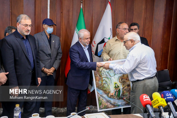 همایش گرامیداشت تشکل‌های شاهد و ایثارگر