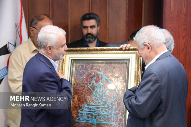 همایش گرامیداشت تشکلهای شاهد و ایثارگر