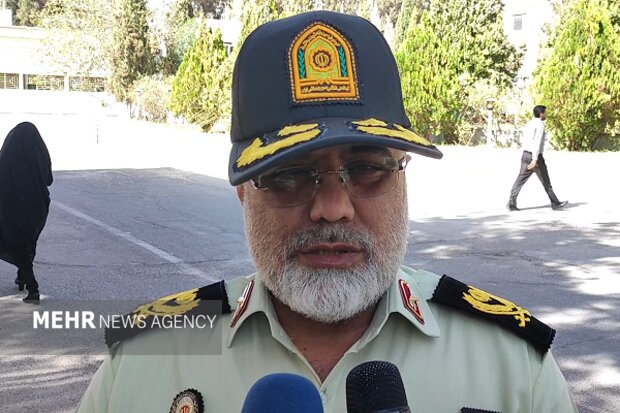 سردار دلیری: 214 تبعه غیرمجاز در سراوان جمع آوری شدند