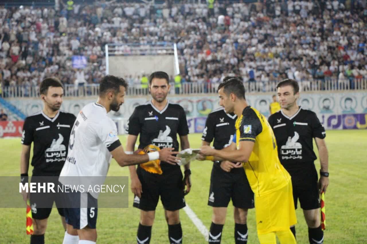 سپاهان با تک گل از ملوان پیش افتاد؛ نیمه اول به سود اصفهانی ها سپاهان با تک گل از ملوان پیش افتاد؛ نیمه اول به سود اصفهانی ها