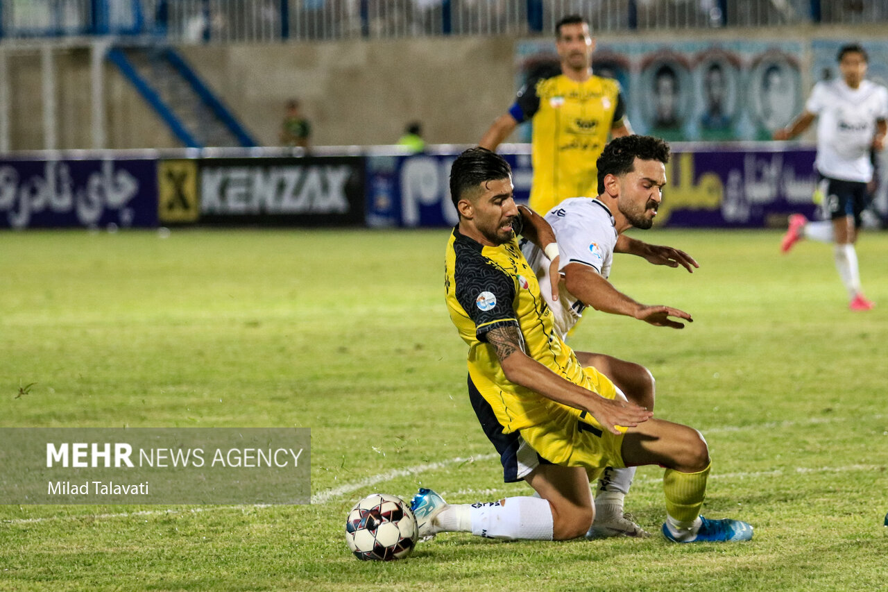 لیگ برتر فوتبال – ملوان و سپاهان لیگ برتر فوتبال – ملوان و سپاهان