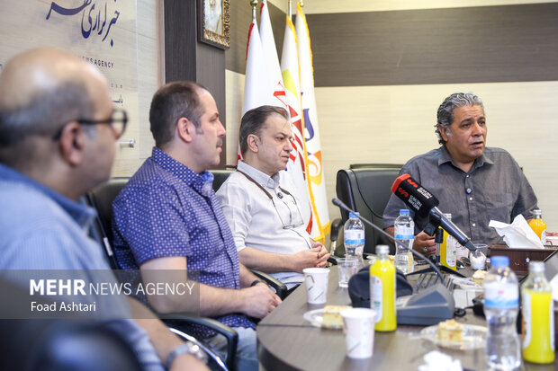 نشست خبرگزاری مهر با بازیگران و عوامل سریال مهمان کشی 