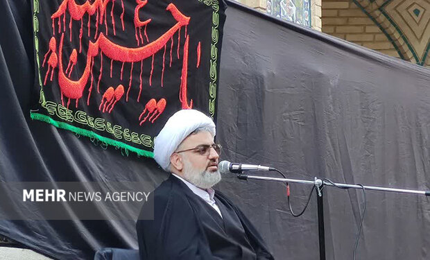 مجالس عزای امام حسین(ع)، کادرسازی برای تمدن اسلامی است