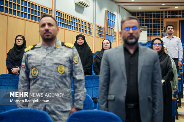 مراسم تجلیل از خبرنگاران در سازمان عقیدتی سیاسی ارتش