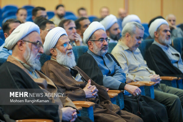 مراسم تجلیل از خبرنگاران در سازمان عقیدتی سیاسی ارتش
