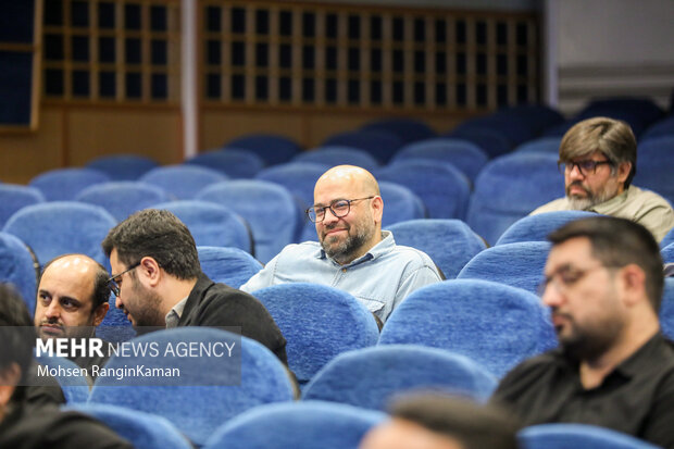 مراسم تجلیل از خبرنگاران در سازمان عقیدتی سیاسی ارتش