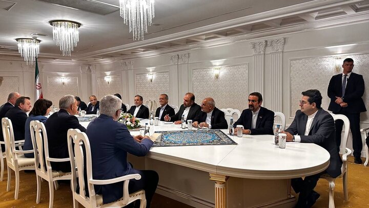 دیدار رئیس مجلس نمایندگان مجمع ملی بلاروس با پزشکیان