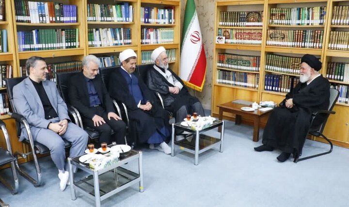 مبارزه با بی‌حجابی وظیفه همگانی است