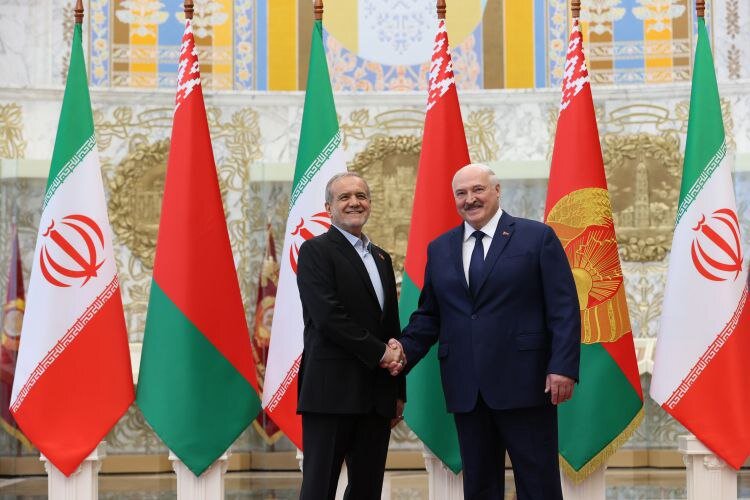 Iran, Belarus can overcome sanctions through cooperation