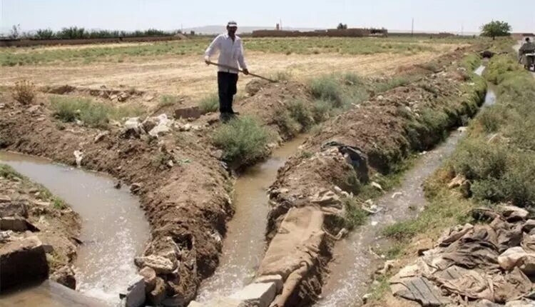 استاندار کرمان: مصرف ۶ میلیارد متر مکعب آب باید بازنگری شود