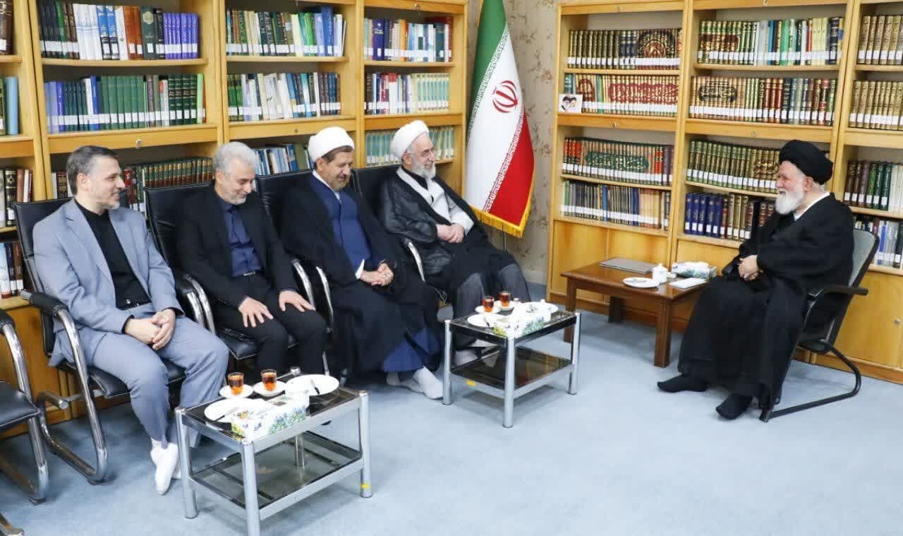 مبارزه با بی‌حجابی وظیفه همگانی است