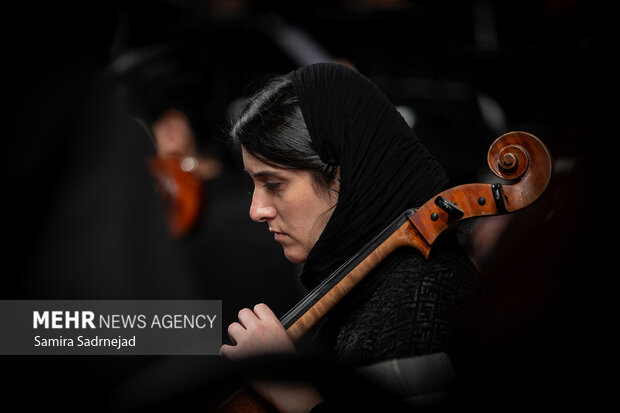 اجرای کنسرت نامیرا