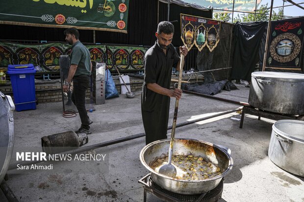 موکب های پذیرایی از زائران در مشهد