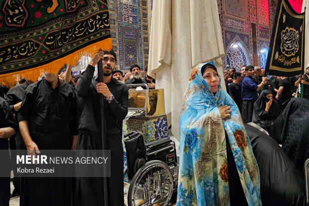 شب رحلت پیامبر(ص) و شهادت امام حسن(ع) در حرم رضوی