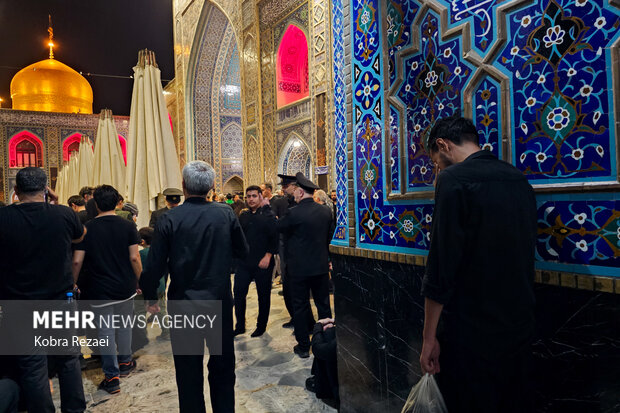 شب رحلت پیامبر(ص) و شهادت امام حسن(ع) در حرم رضوی
