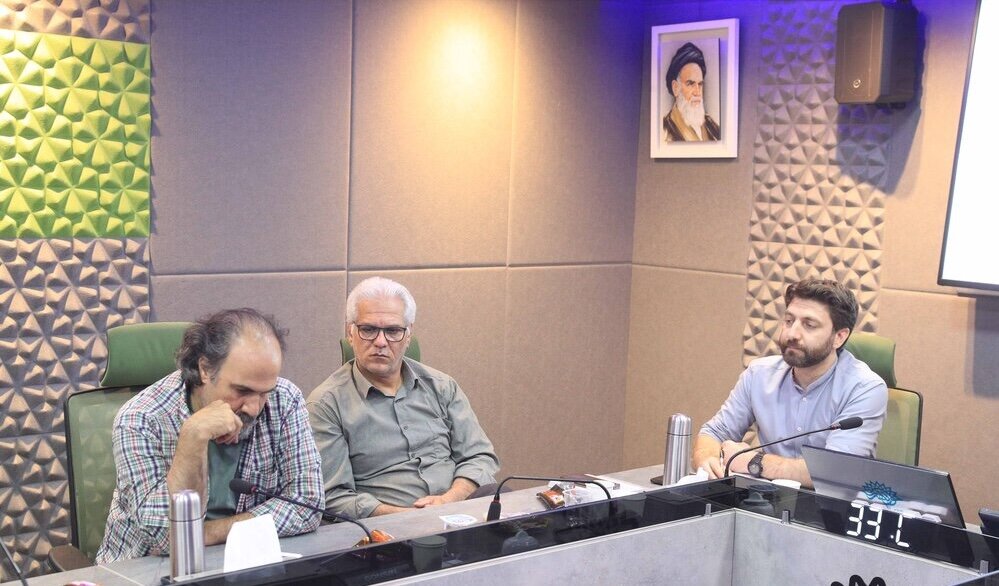 شعر نوجوان نان ندارد؛ سیاستگذاران کمر به کشتن هویت نوجوان بسته‌اند 2