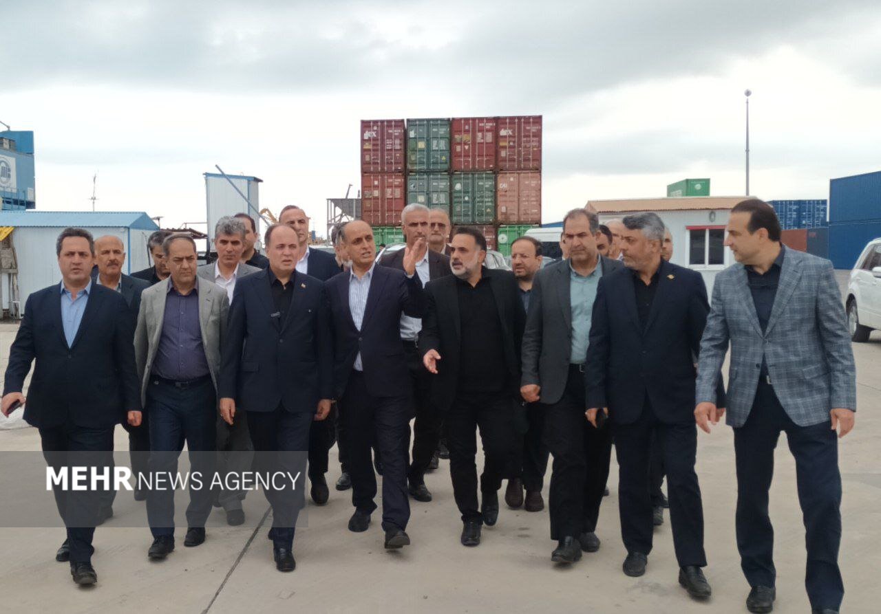 افزایش واردات ۵۰۰ هزار تُن نهاده دامی از کشورهای حاشیه خزر افزایش واردات ۵۰۰ هزار تُن نهاده دامی از کشورهای حاشیه خزر