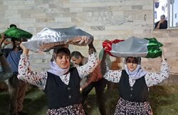 تصاویری از آیین «مجمع بران» در روستای نوده پسیخان