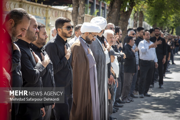 دسته روی و مراسم سوگواری دهه پایانی صفر در شهرکرد