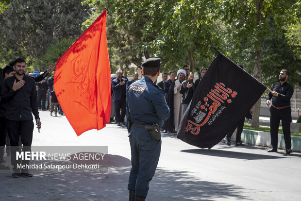 دسته روی و مراسم سوگواری دهه پایانی صفر در شهرکرد